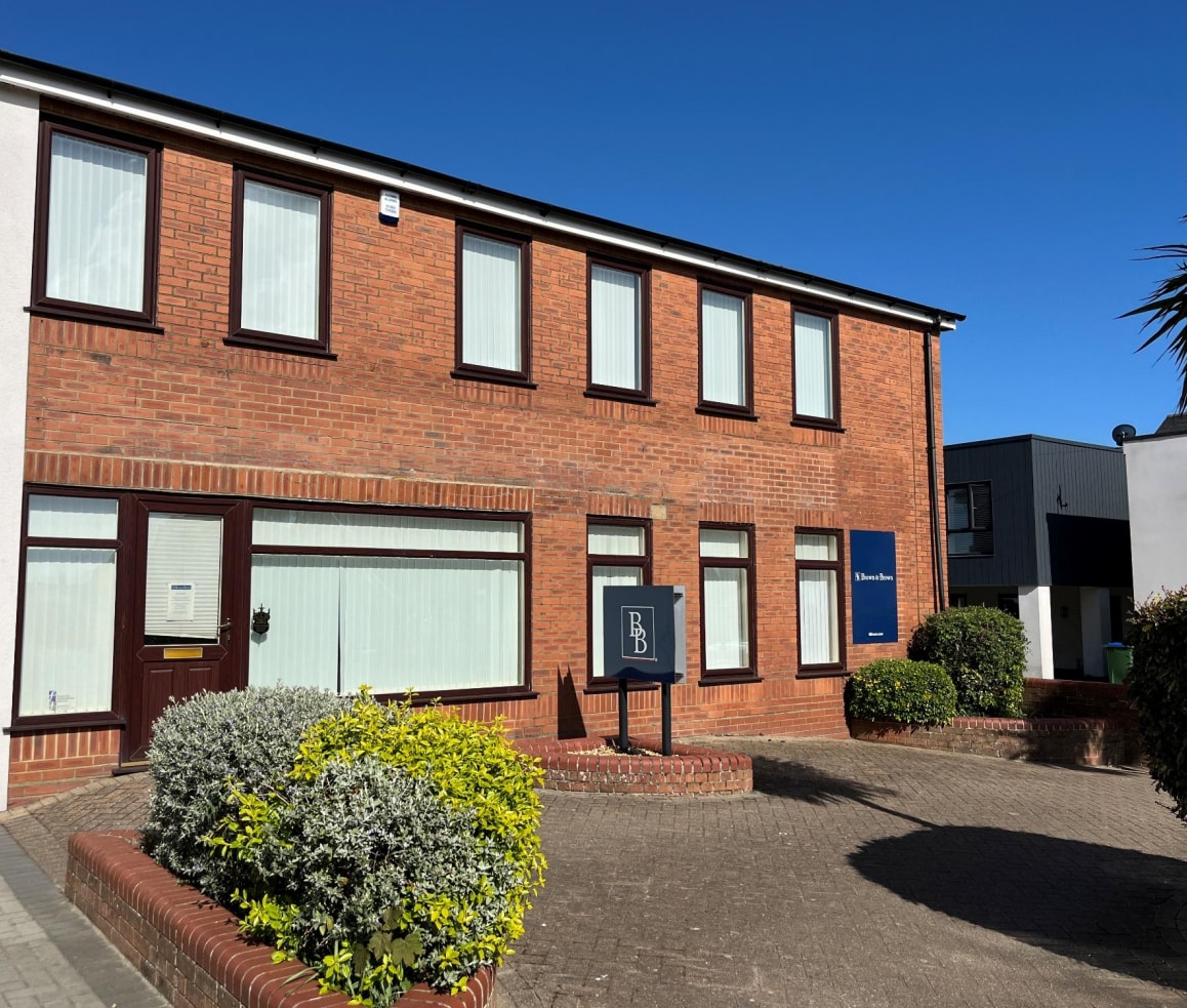 44-48 Botley Rd, Park Gate for lease Primary Photo- Image 1 of 2