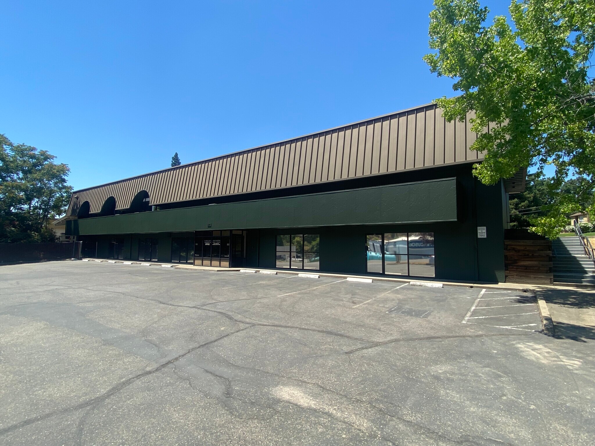 471 Pierroz Rd, Placerville, CA for lease Building Photo- Image 1 of 9