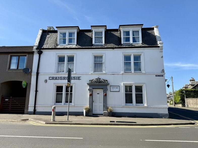1 High St, Auchterarder for sale - Building Photo - Image 1 of 13