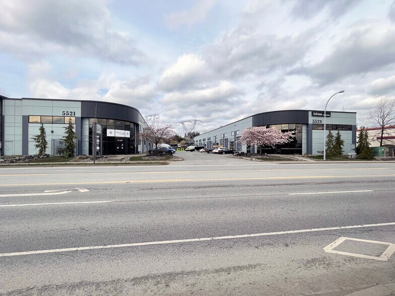 5529 192nd St, Surrey, BC for lease - Building Photo - Image 3 of 8