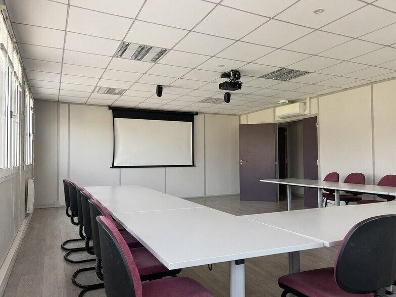 Office in Chenôve for sale - Interior Photo - Image 3 of 14