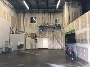 8982-9050 Hornbaker Rd, Manassas, VA for lease Building Photo- Image 2 of 26