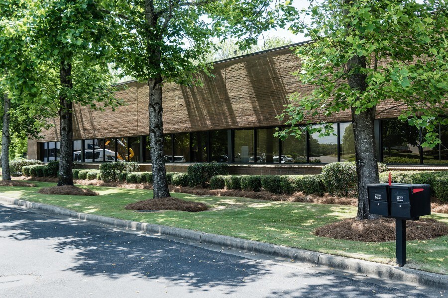 2573 Fairlane Dr, Montgomery, AL 36116