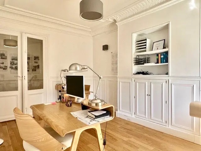 Office in Paris for lease - Interior Photo - Image 3 of 10