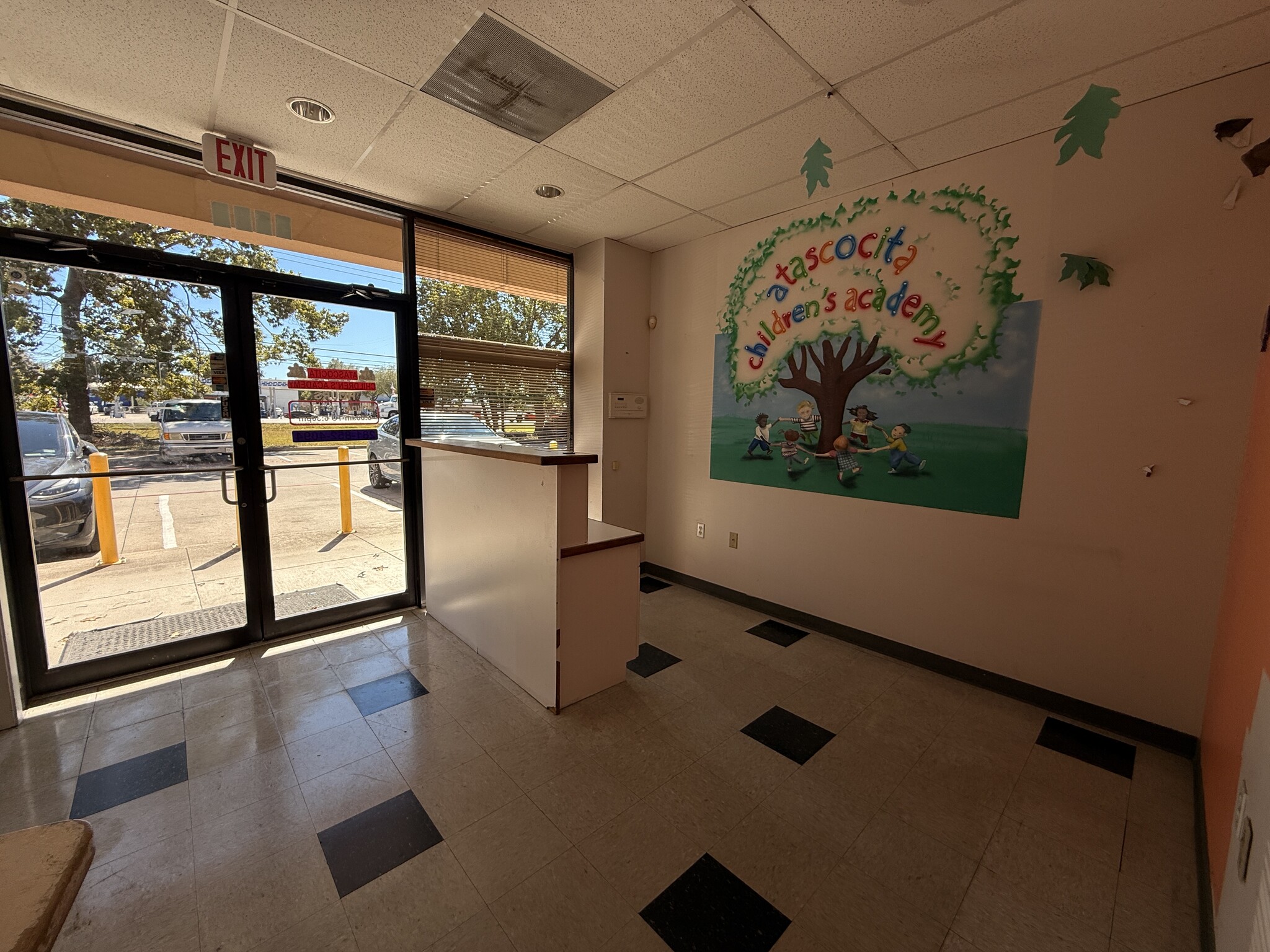 5363-5383 Timber Forest Dr, Humble, TX for lease Interior Photo- Image 1 of 15