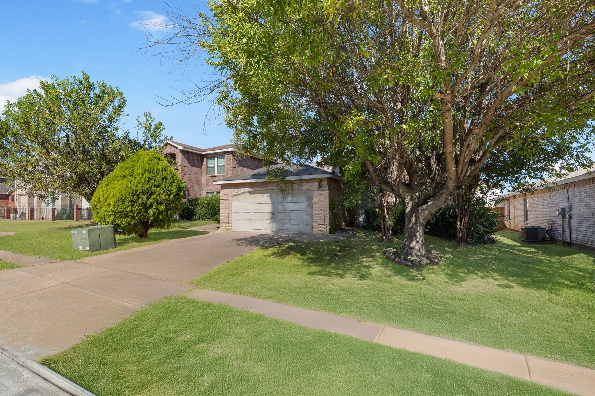 3936 Golden Horn Ln, Fort Worth, TX for sale Primary Photo- Image 1 of 4