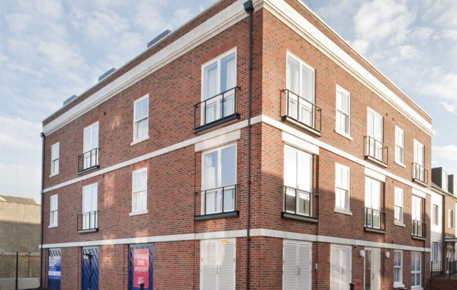 Weevil Ln, Gosport for sale - Building Photo - Image 1 of 1