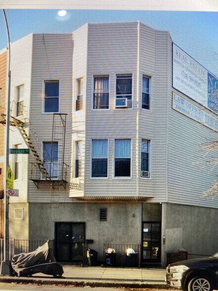 621 Meeker Ave, Brooklyn, NY for sale - Primary Photo - Image 1 of 1