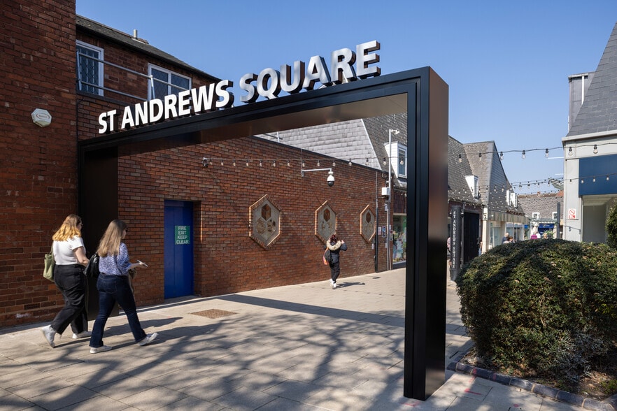 St Andrews Sq, Droitwich for lease - Building Photo - Image 3 of 28