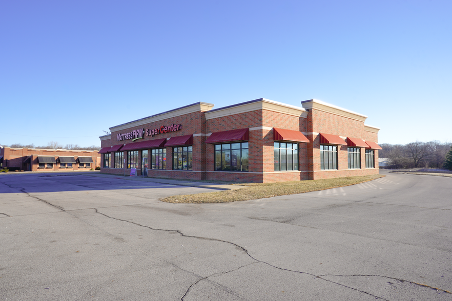 4810 N Clinton St, Fort Wayne, IN for sale - Building Photo - Image 1 of 1