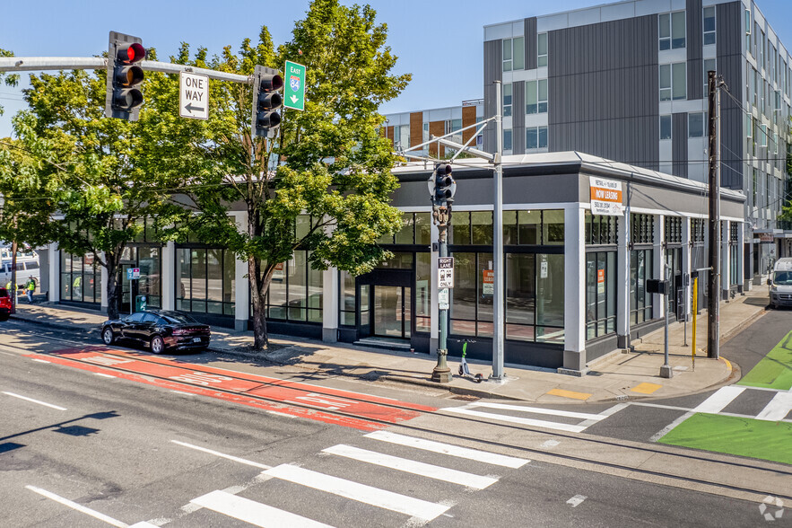 106 NE Grand Ave, Portland, OR for lease - Building Photo - Image 1 of 19