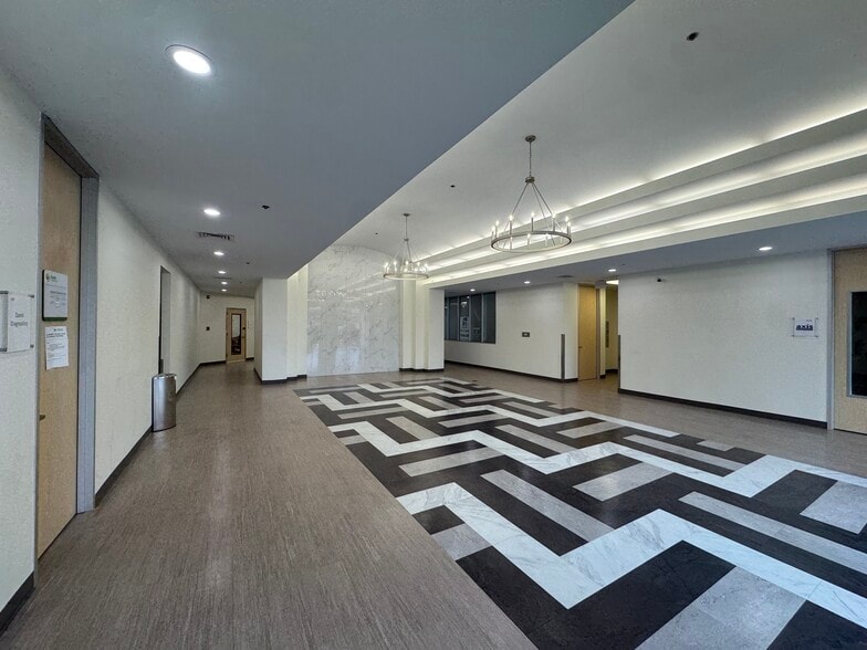 1605 Rock Prairie Rd, College Station, TX for lease - Building Photo - Image 3 of 5