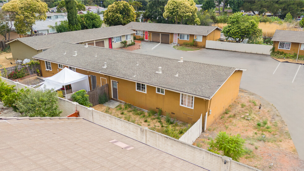 517 Schafer Rd, Hayward, CA for sale - Building Photo - Image 2 of 38