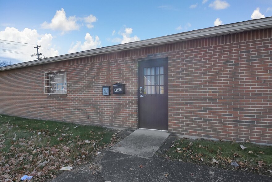 4509 Cleveland Ave, Columbus, OH for sale - Primary Photo - Image 1 of 1