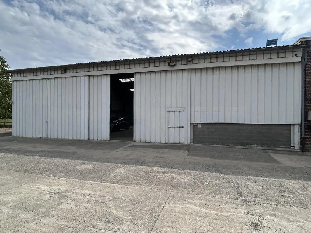 Flex in Fretin for lease Building Photo- Image 1 of 7
