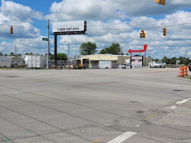 5757 W Broad St, Galloway, OH for lease - Building Photo - Image 2 of 4