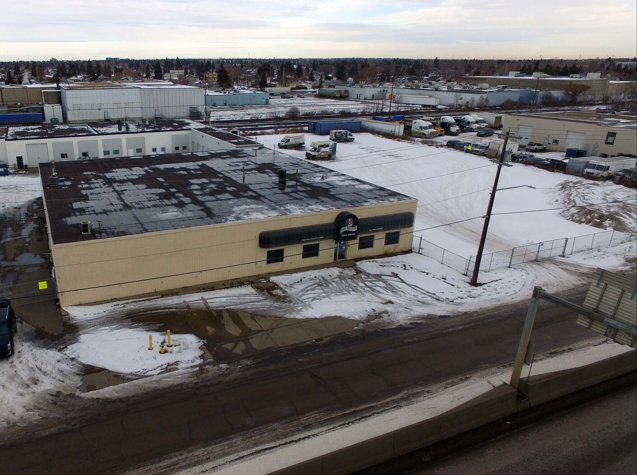 7620 Yellowhead Trl NW, Edmonton, AB T5B 1G3 Industrial for Sale