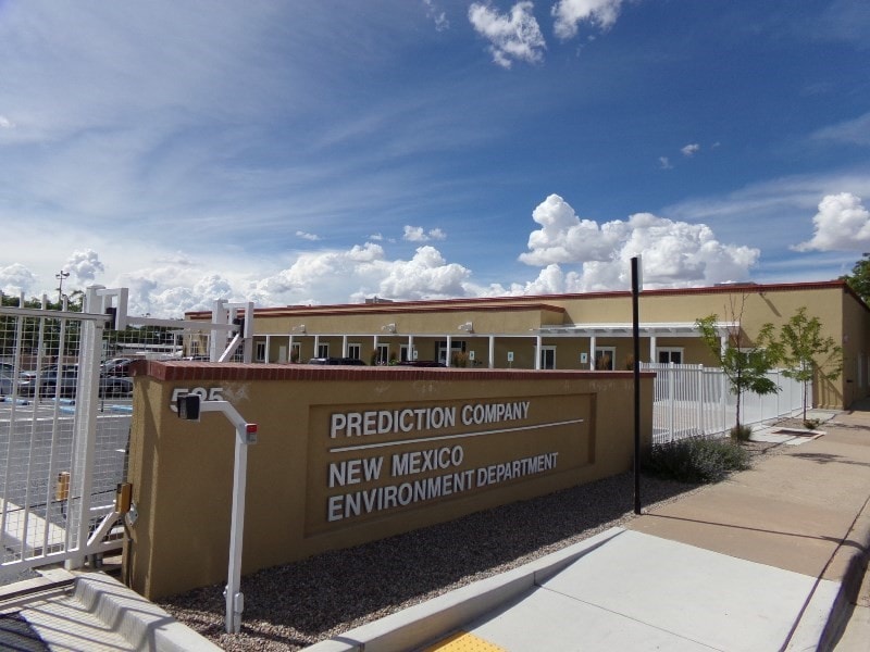 525 Camino de Los Marquez, Santa Fe, NM 87505