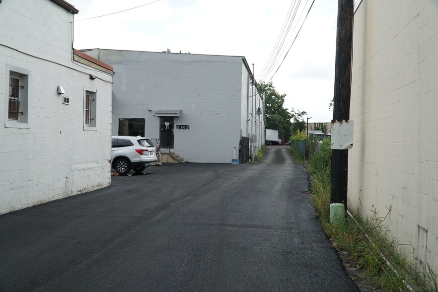 216 W Hampton Ave, Capitol Heights, MD for sale - Building Photo - Image 2 of 9