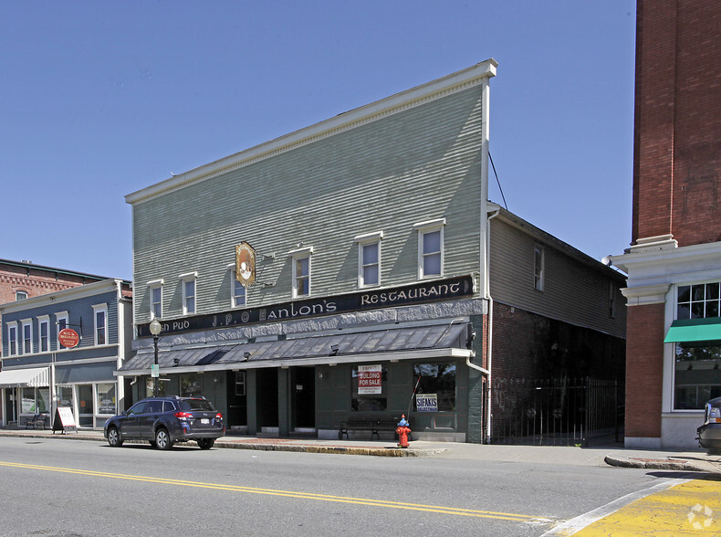 9 Main St, Ayer, MA for sale - Primary Photo - Image 1 of 1