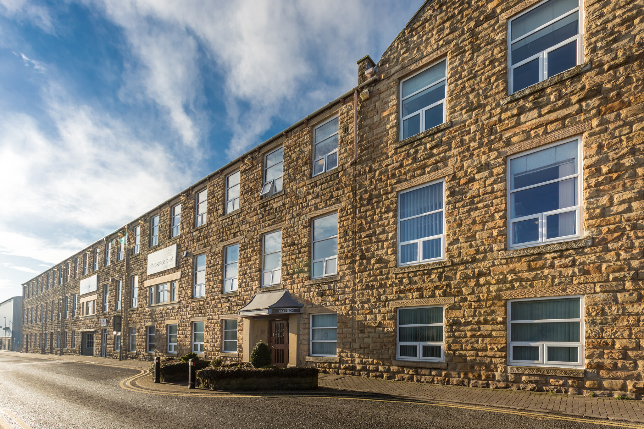 Elm St, Burnley for lease Building Photo- Image 1 of 11