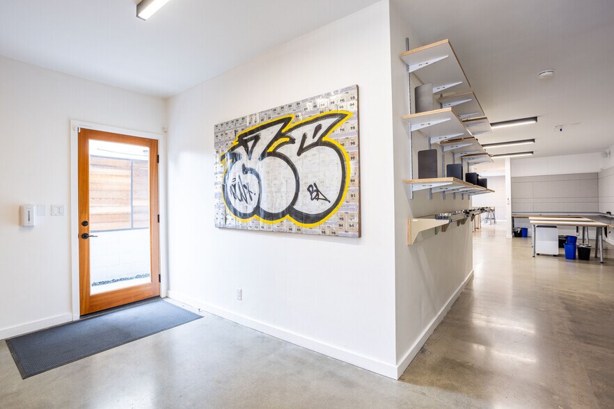 12421 Venice Blvd, Los Angeles, CA for lease - Interior Photo - Image 3 of 22