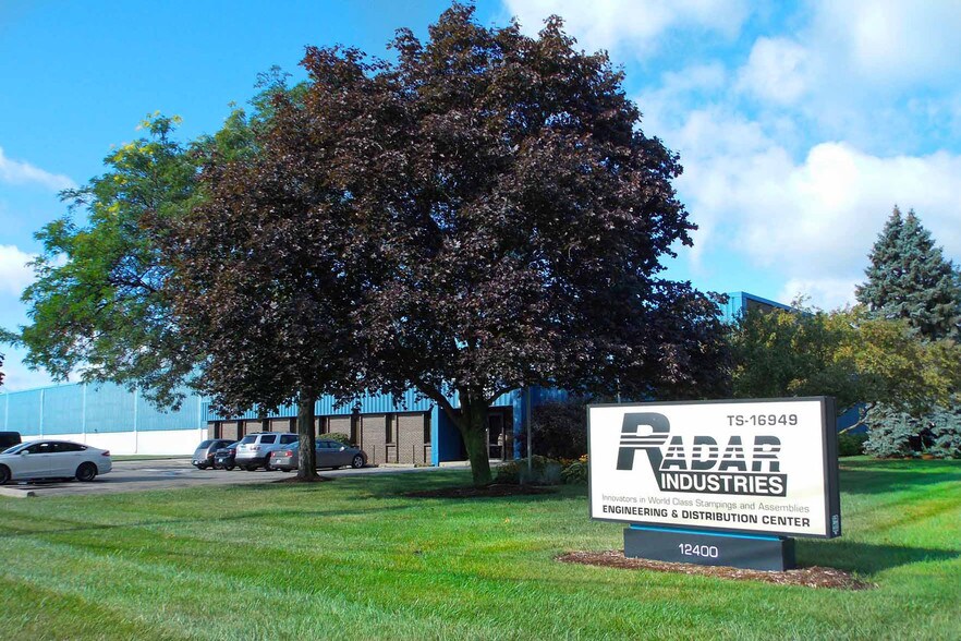 12400 Stephens Rd, Warren, MI for sale - Primary Photo - Image 1 of 1