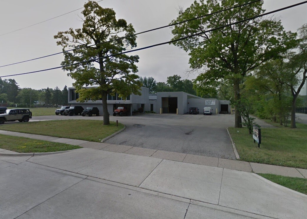 2700 E Nine Mile Rd, Warren, MI for sale Building Photo- Image 1 of 1