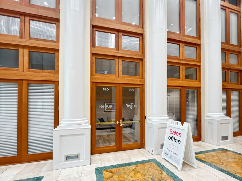 300 E University Ave, Gainesville, FL for lease - Interior Photo - Image 3 of 27