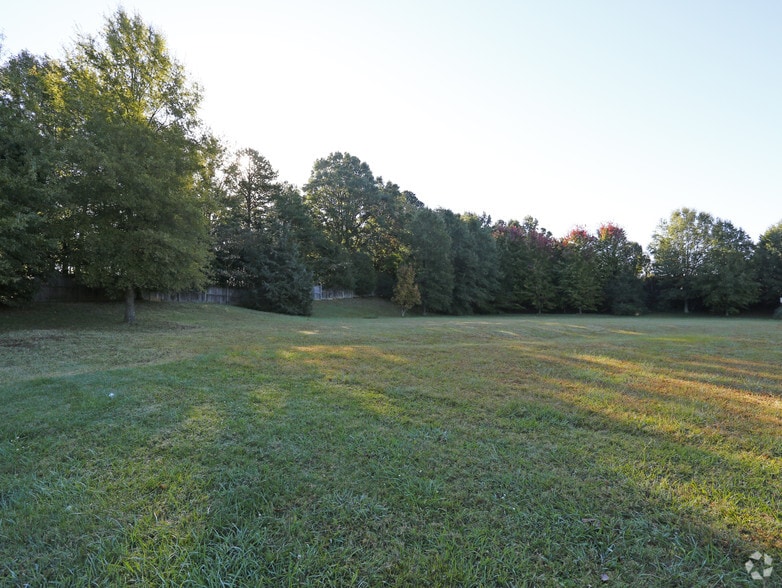 Circumferential Rd, Charlotte, NC for sale - Primary Photo - Image 1 of 4