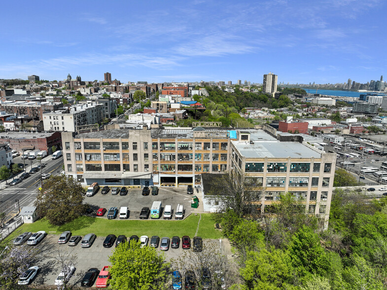 600 Palisade Ave, Union City, NJ for lease - Aerial - Image 2 of 20