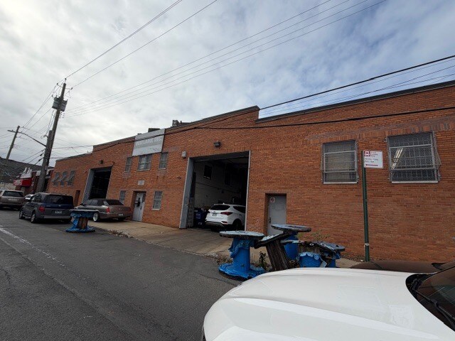 1511 Bassett Ave, Bronx, NY for lease - Building Photo - Image 2 of 7