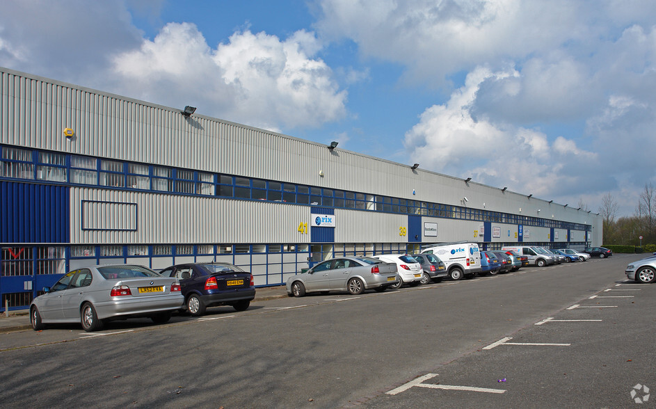 Blundells Rd, Milton Keynes for lease - Building Photo - Image 2 of 8