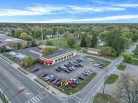 Beanys Auto Service Center - Commercial Real Estate