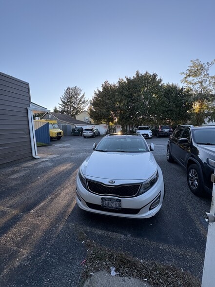 312A Bedford Ave, Bellmore, NY for sale - Building Photo - Image 3 of 19