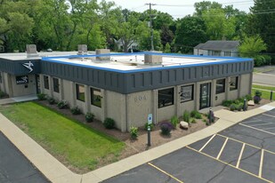 804 N Front St, McHenry IL - Office Space