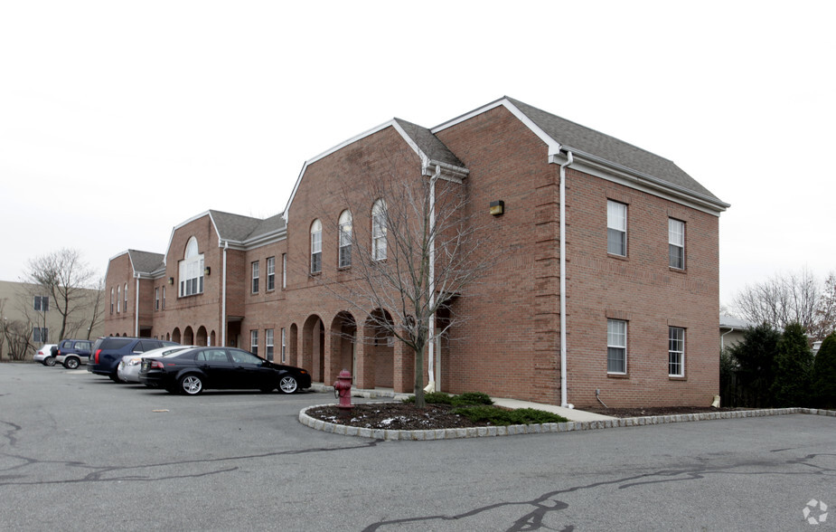 1086-1092 Stelton Rd, Piscataway, NJ for lease - Primary Photo - Image 2 of 11