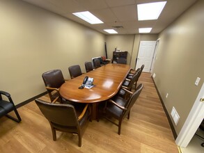 Burroughs Pl, Morgantown, WV for lease Interior Photo- Image 2 of 3