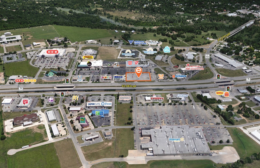 441 W State Highway 71, Bastrop, TX for lease - Building Photo - Image 1 of 6