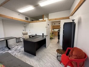 1188 Bishop St, Honolulu, HI for lease Interior Photo- Image 2 of 11