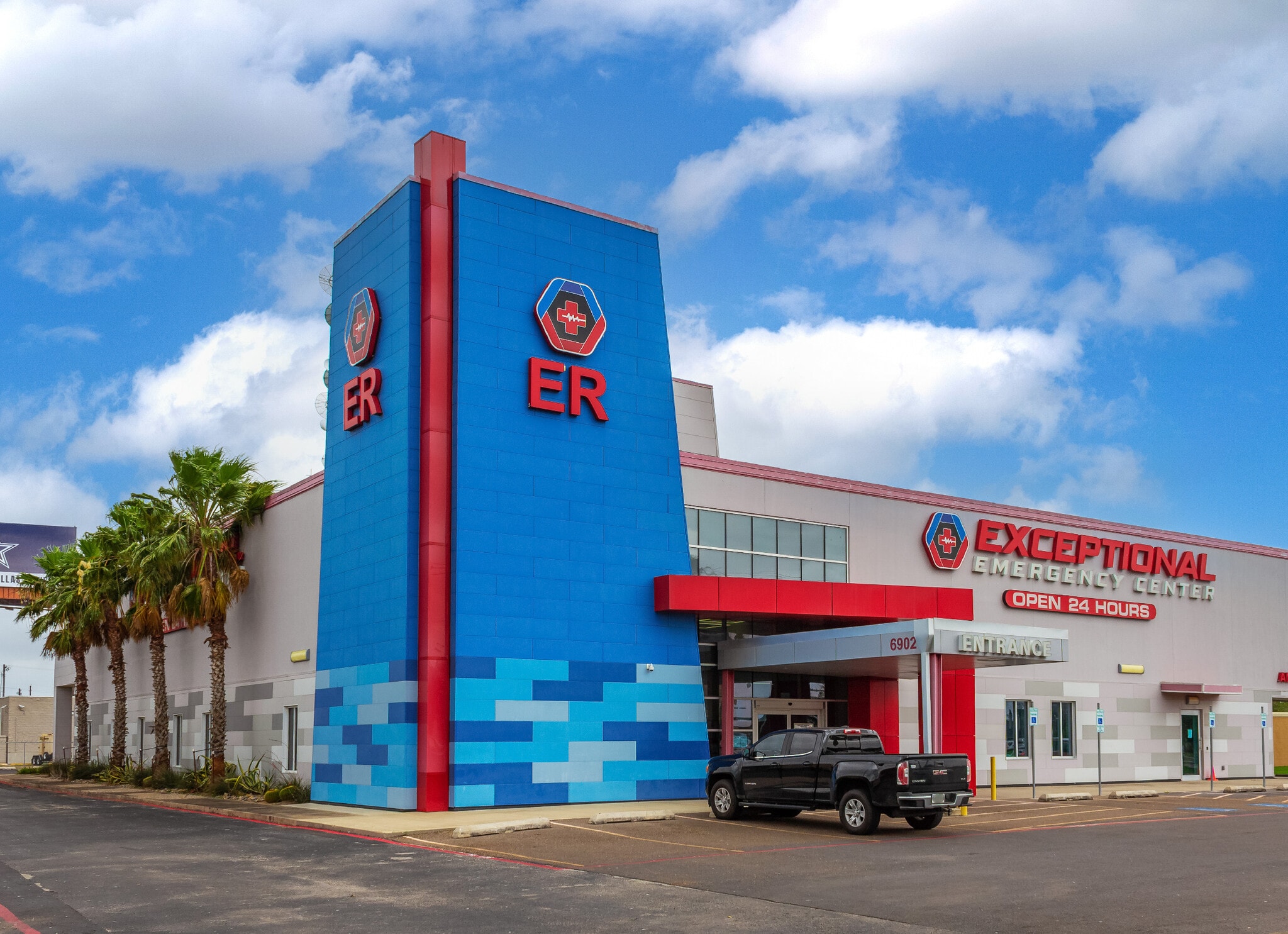 6902 W Expressway 83, Harlingen, TX for sale Primary Photo- Image 1 of 1