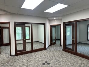 807 E Washington St, Medina, OH for lease Interior Photo- Image 2 of 8
