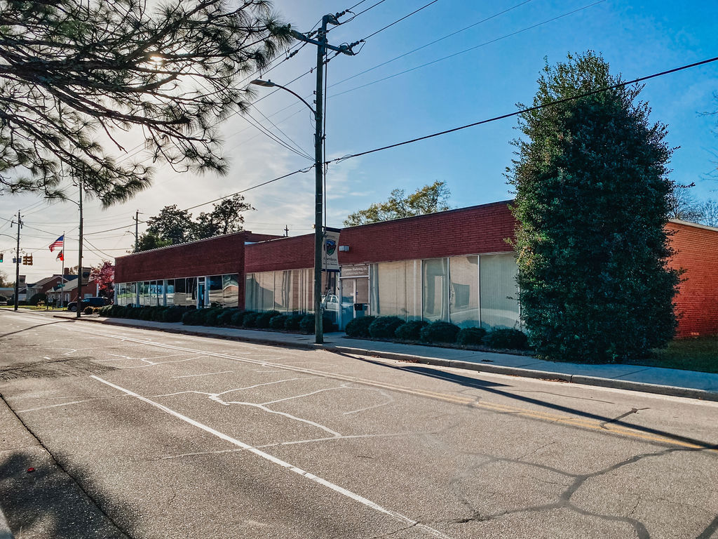 105 N Poplar St, Aberdeen, NC 28315 105 N Poplar Street