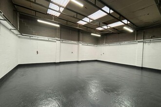 70 Strathclyde St, Glasgow for lease Interior Photo- Image 2 of 4