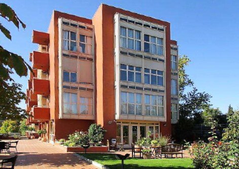 Retail in Pozuelo de Alarcón, Madrid for sale - Primary Photo - Image 1 of 1