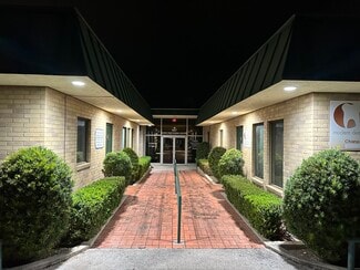 More details for 457 Landa St, New Braunfels, TX - Office for Lease