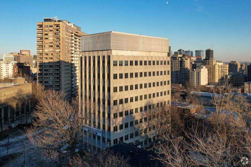 3550 Ch De La Côte-Des-Neiges, Montréal, QC for lease - Building Photo - Image 3 of 5