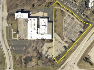 More details for +/- 5 Acres Loomis Rd and Grange ave, Greendale, WI - Land for Sale