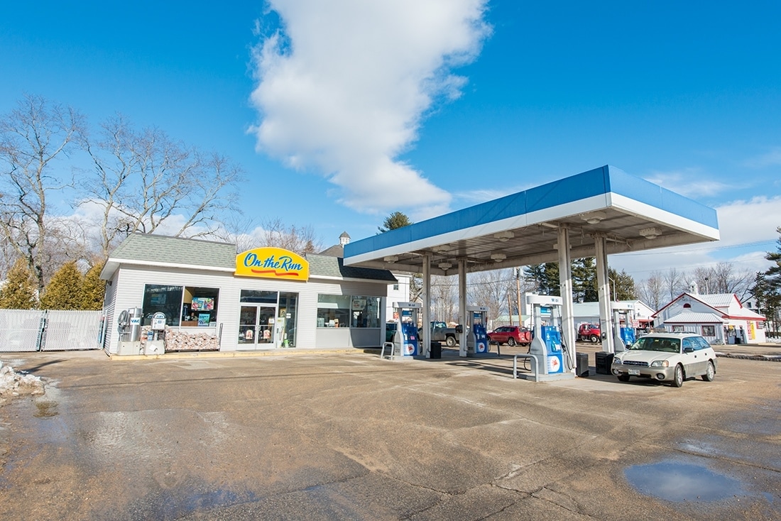 496 Main St, Fryeburg, ME for sale Primary Photo- Image 1 of 2