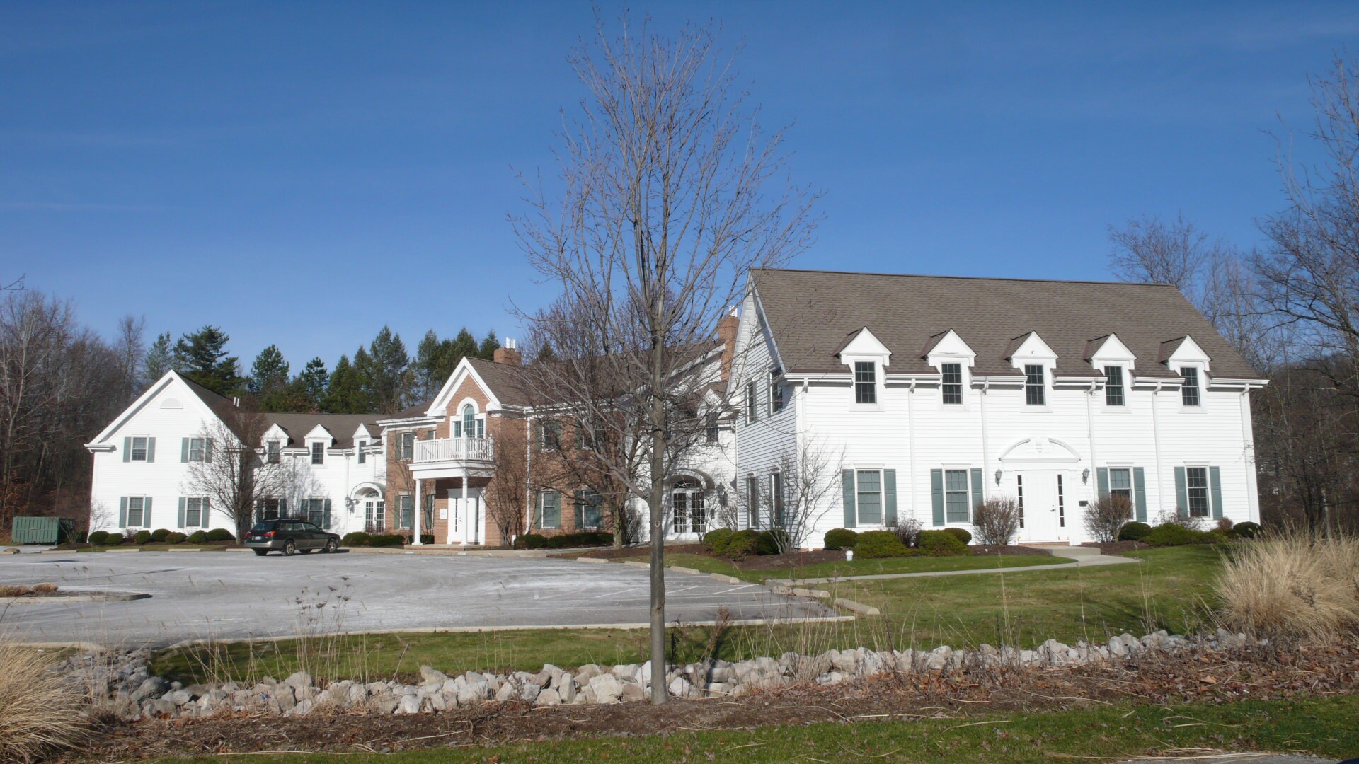 7160 Chagrin Rd, Chagrin Falls, OH 44023 Boardwalk Properties